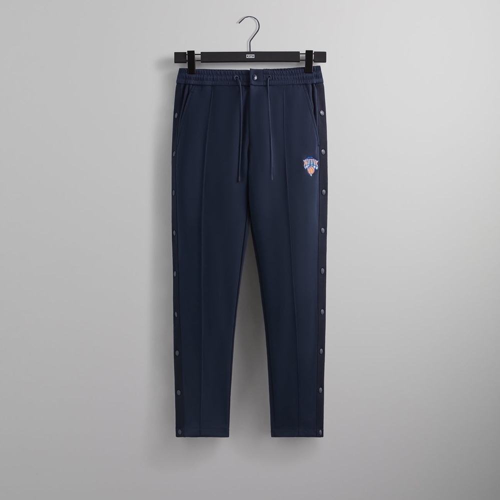 New York Kith Tear away pants for basketball, worn once size small, navy blue.